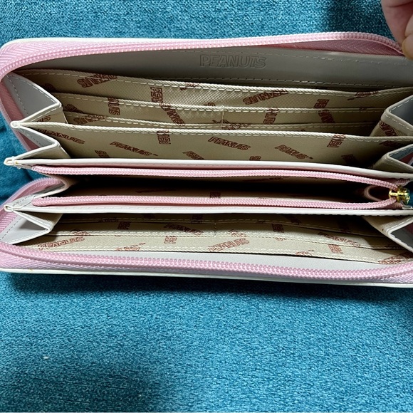 Snoopy Peanuts Pink/Beige Faux leather with gold embroidered Zip Around Wallet - Picture 9 of 15